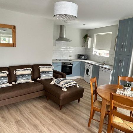 Blue Haven Apartment Moville Bagian luar foto